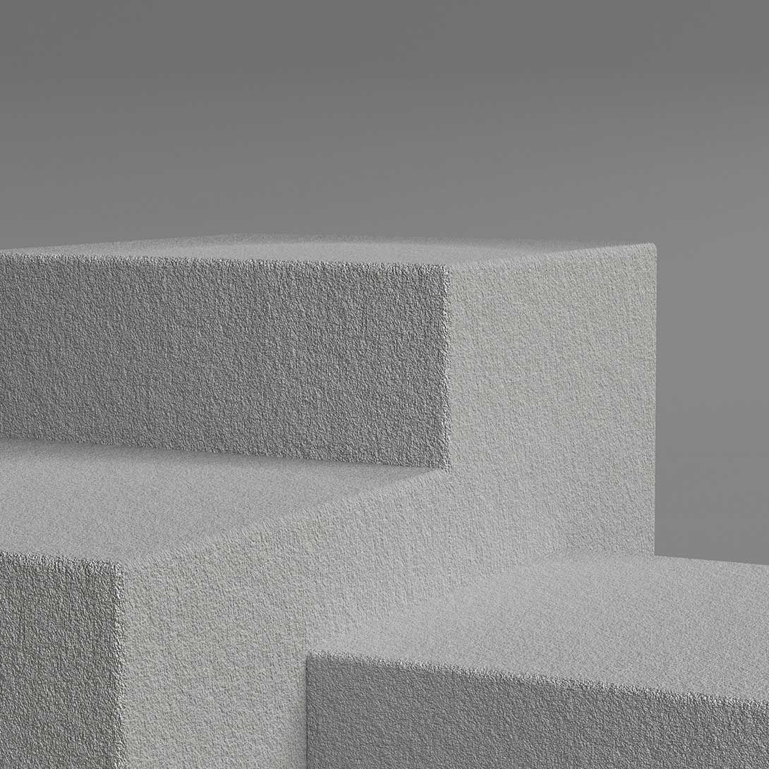 Minimalistische graue Betonstufen in geometrischer Anordnung vor neutralem Hintergrund.